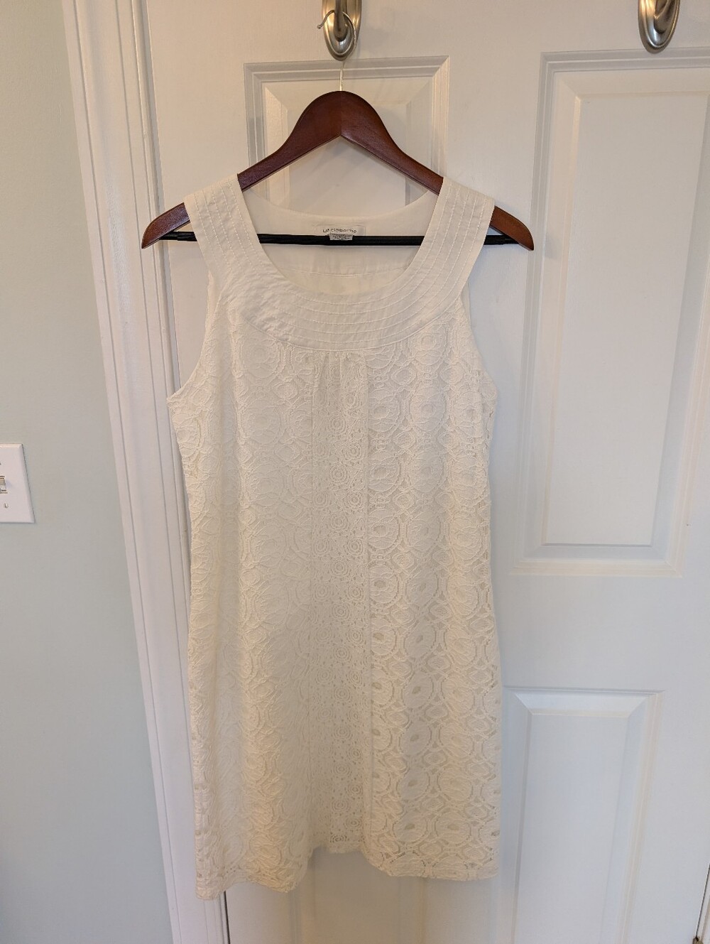 Liz Claiborne Cream Lace Sleeveless vintage dress
